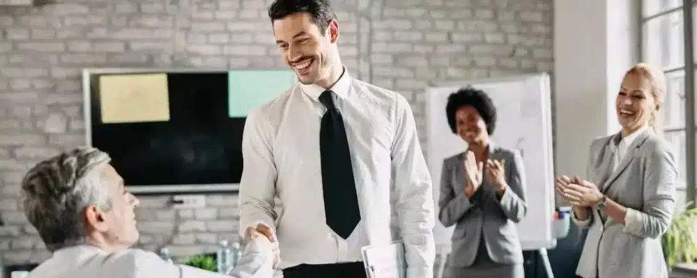 estrategias motivar empleados